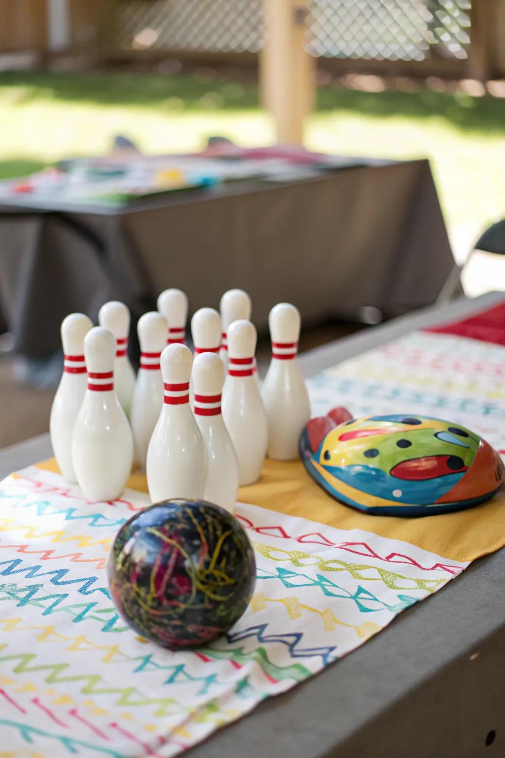 Timeless mix of bowling pins and an orb for an appealing centerpiece.