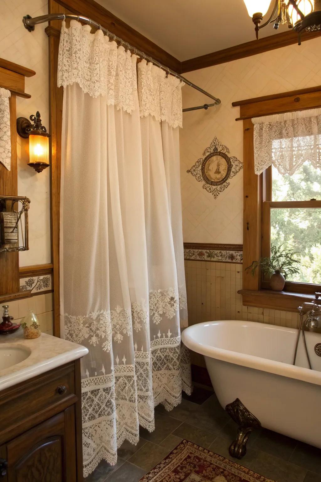 Vintage vibes: Cafe curtains combine style and privacy.