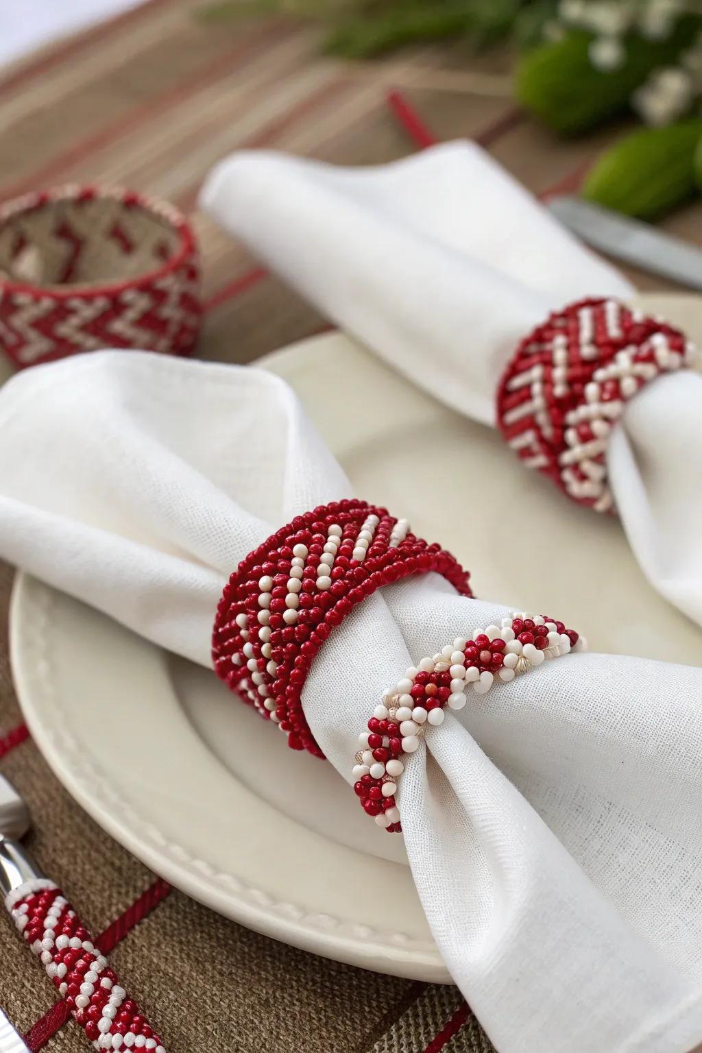 Impress your visitors using stylish sphere-adorned napkin rings.