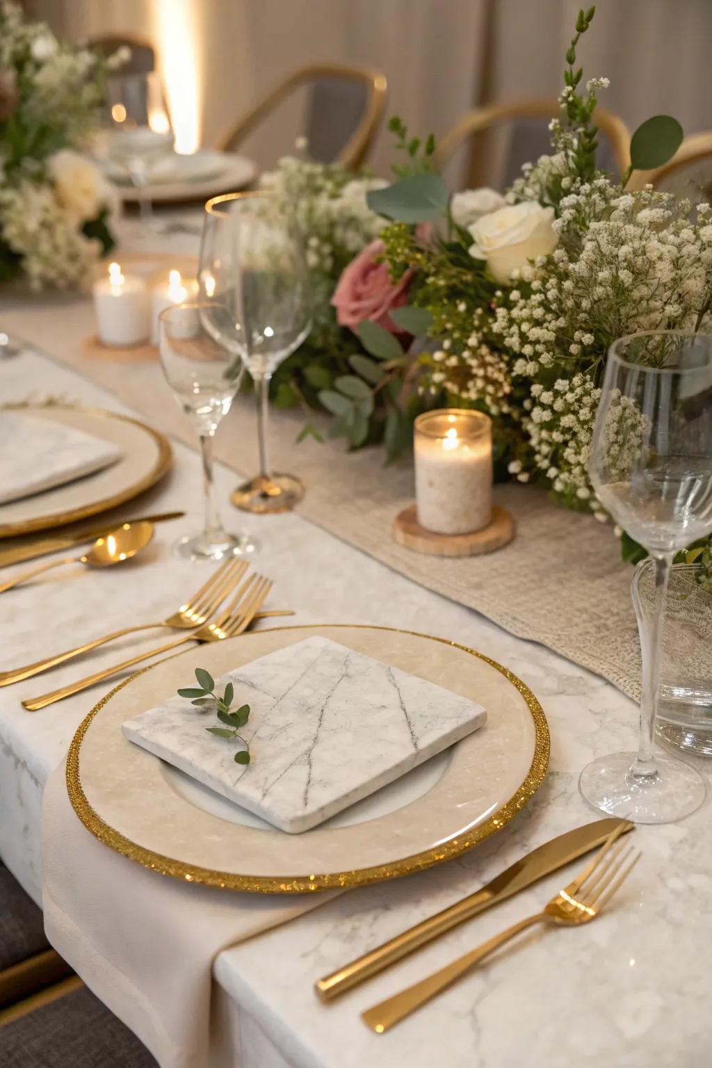 Natural rock embellishments enhance sophistication and style.