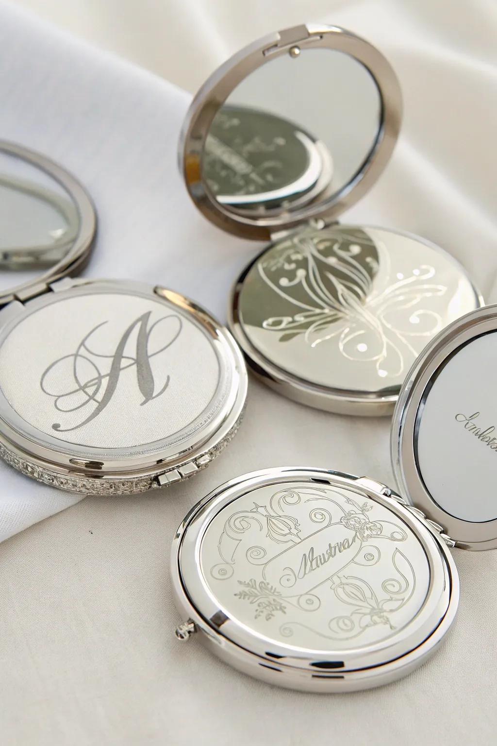 Individualized handheld mirrors for an elegant and utilitarian wedding token