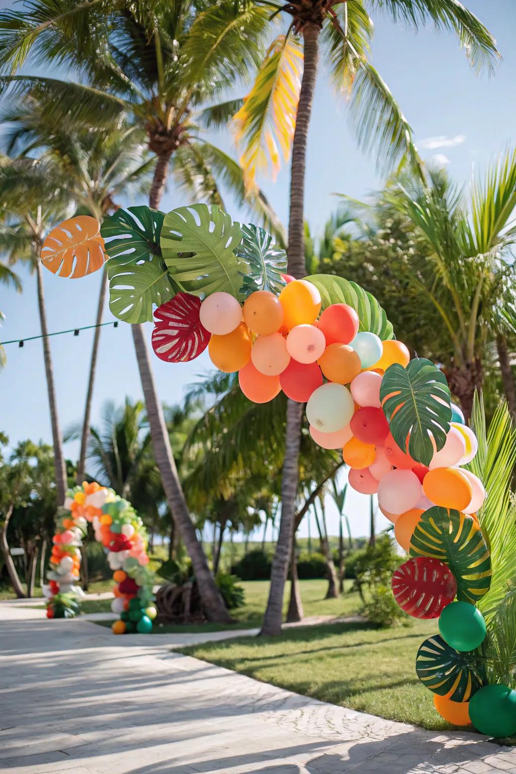 Tropical balloon garland for a paradise vibe.