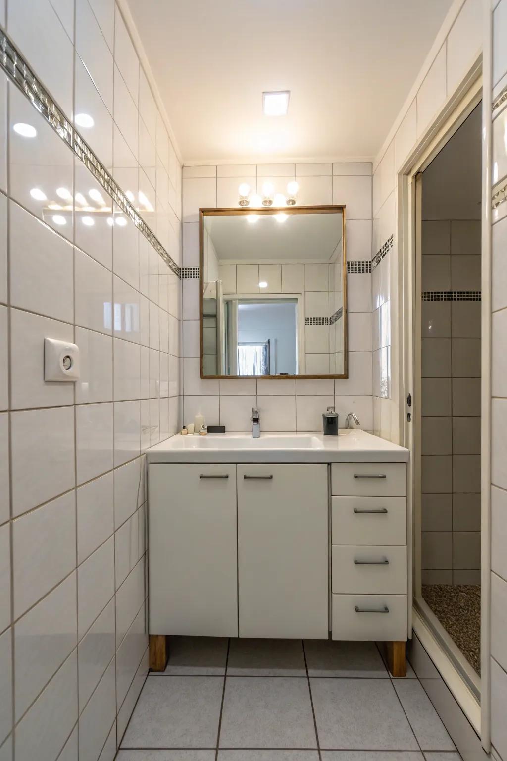Mirrored cabinets enhance light and introduce storage.