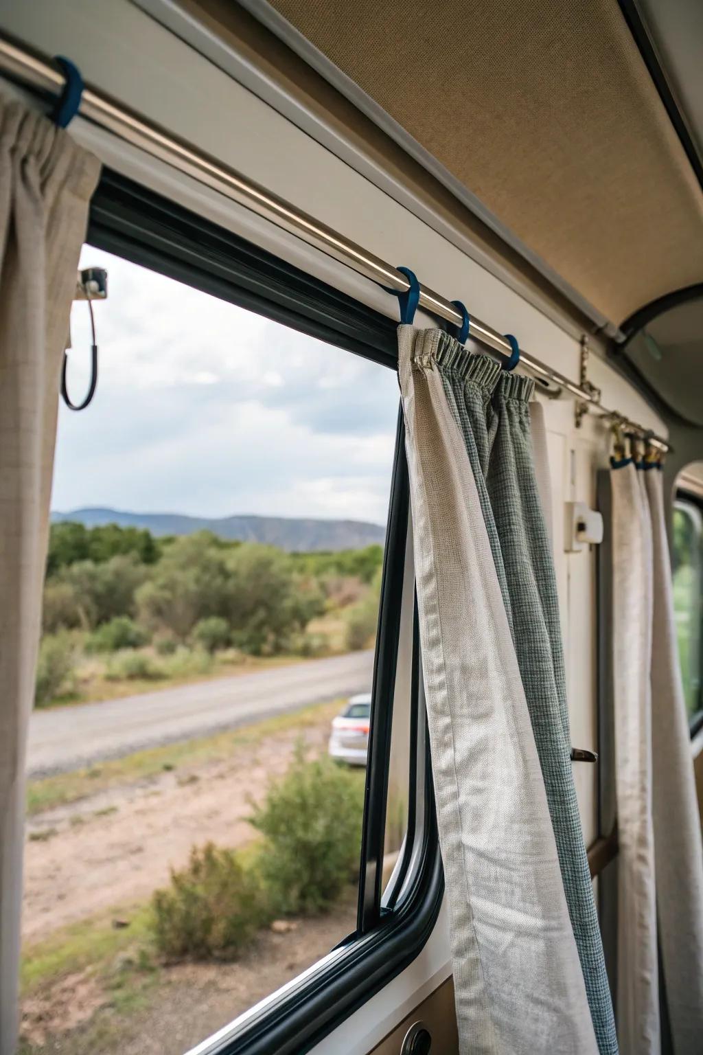 Effortless installation with magnetic curtain clasps.