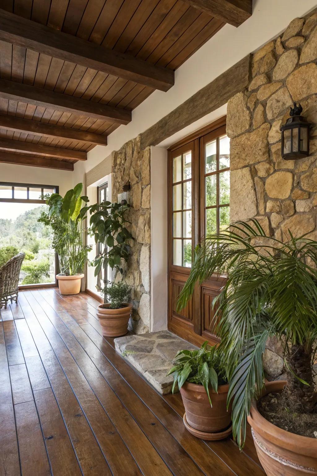 A guest house interior highlighting natural materials, producing a warm and appealing environment.