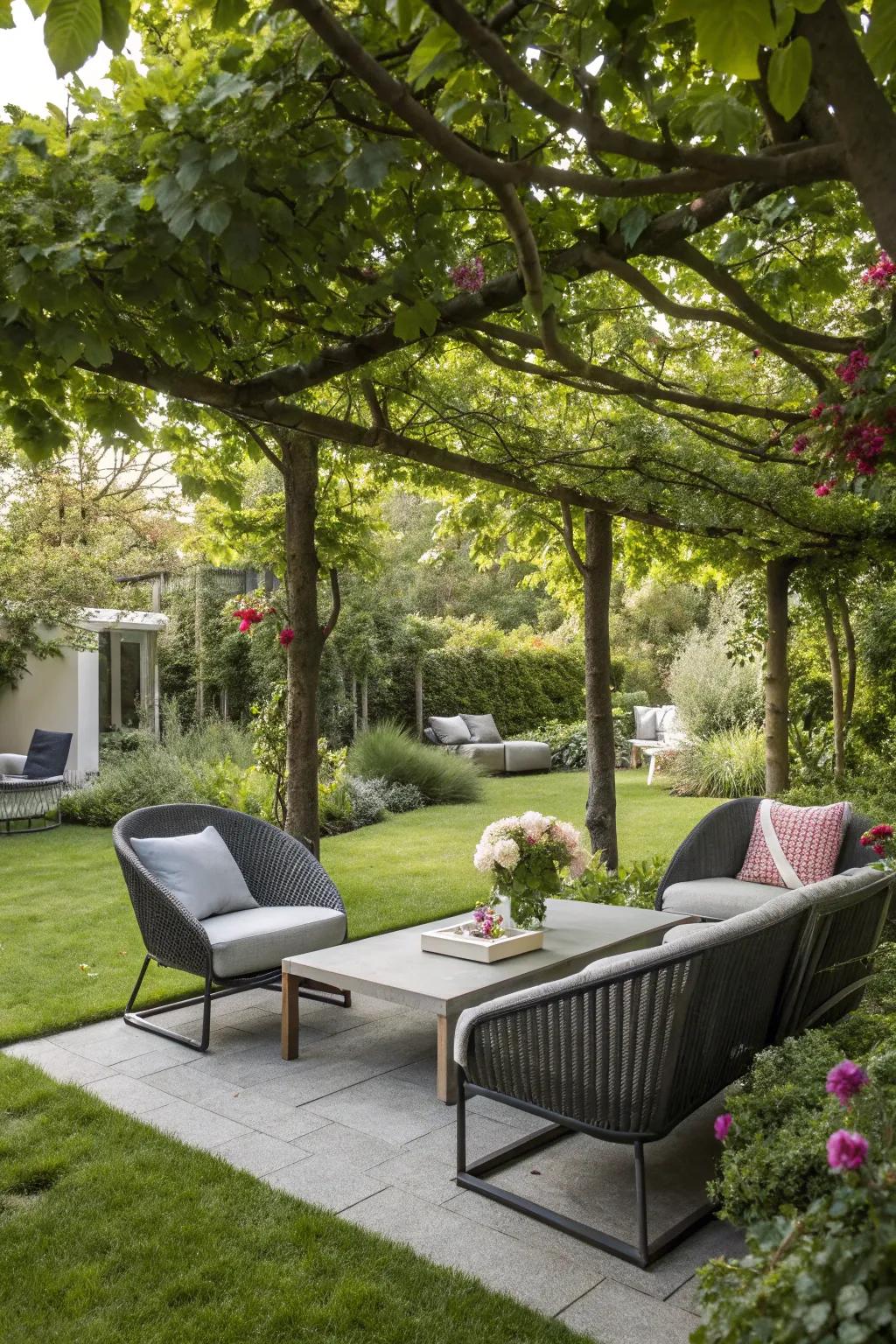 Contemporary furnishings introduce both sophistication and relaxation to your garden.