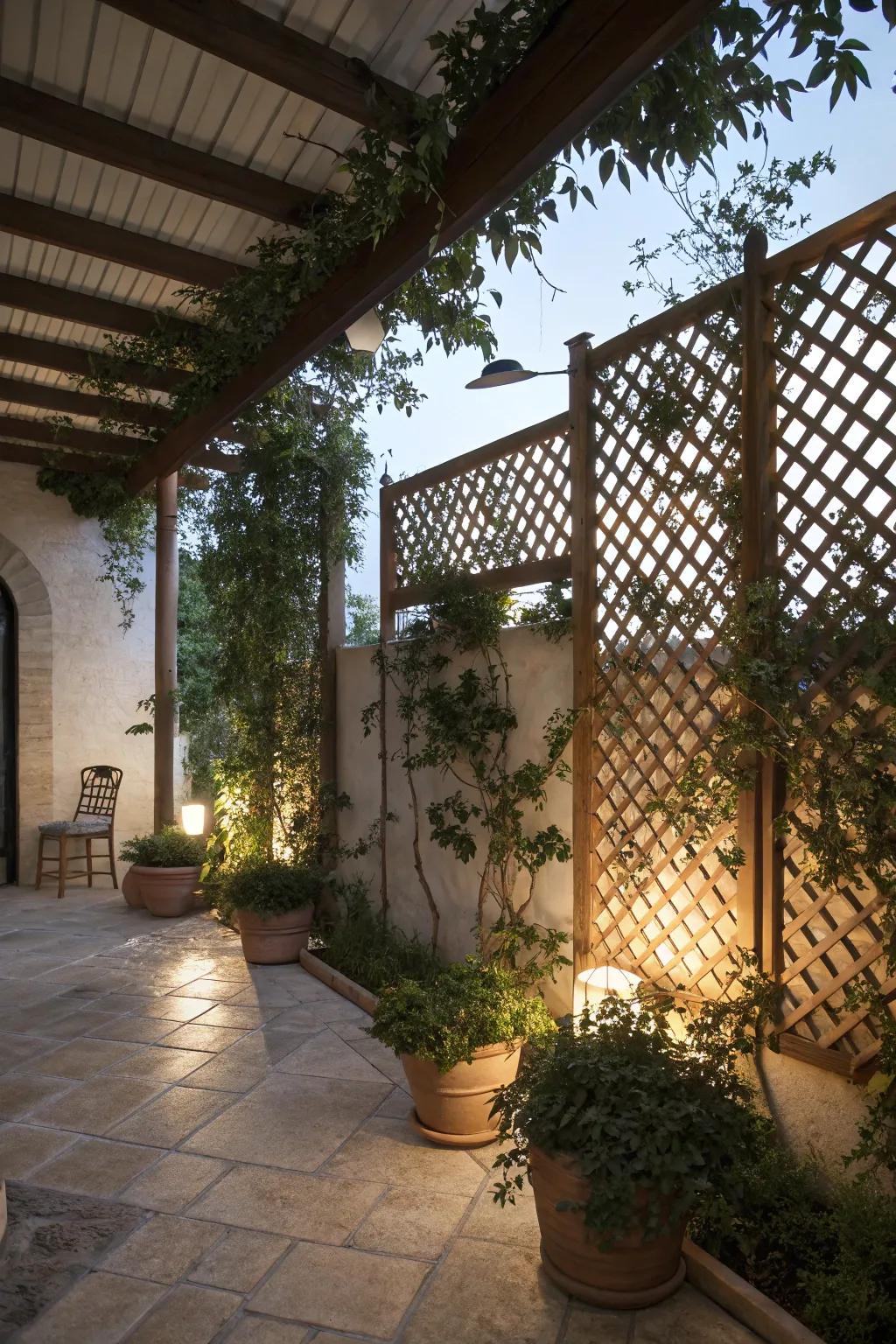 Lattice screens introduce an elegant feel while retaining privacy.