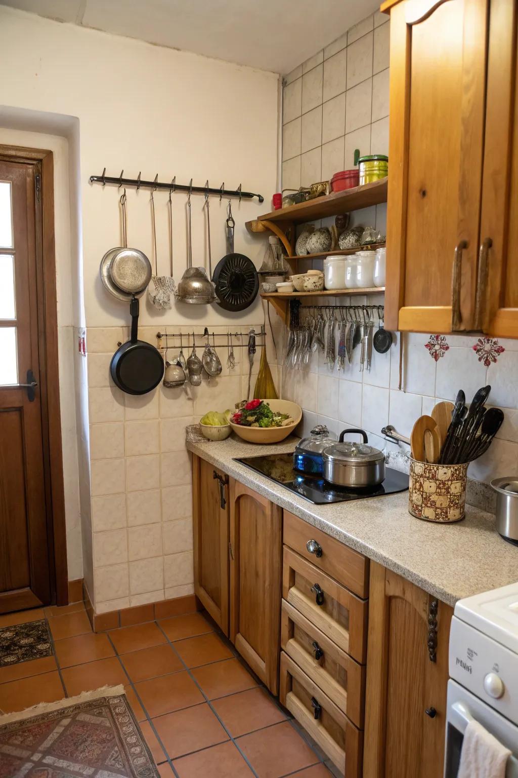 Your kitchen is kept tidy by the effective use of vertical space.