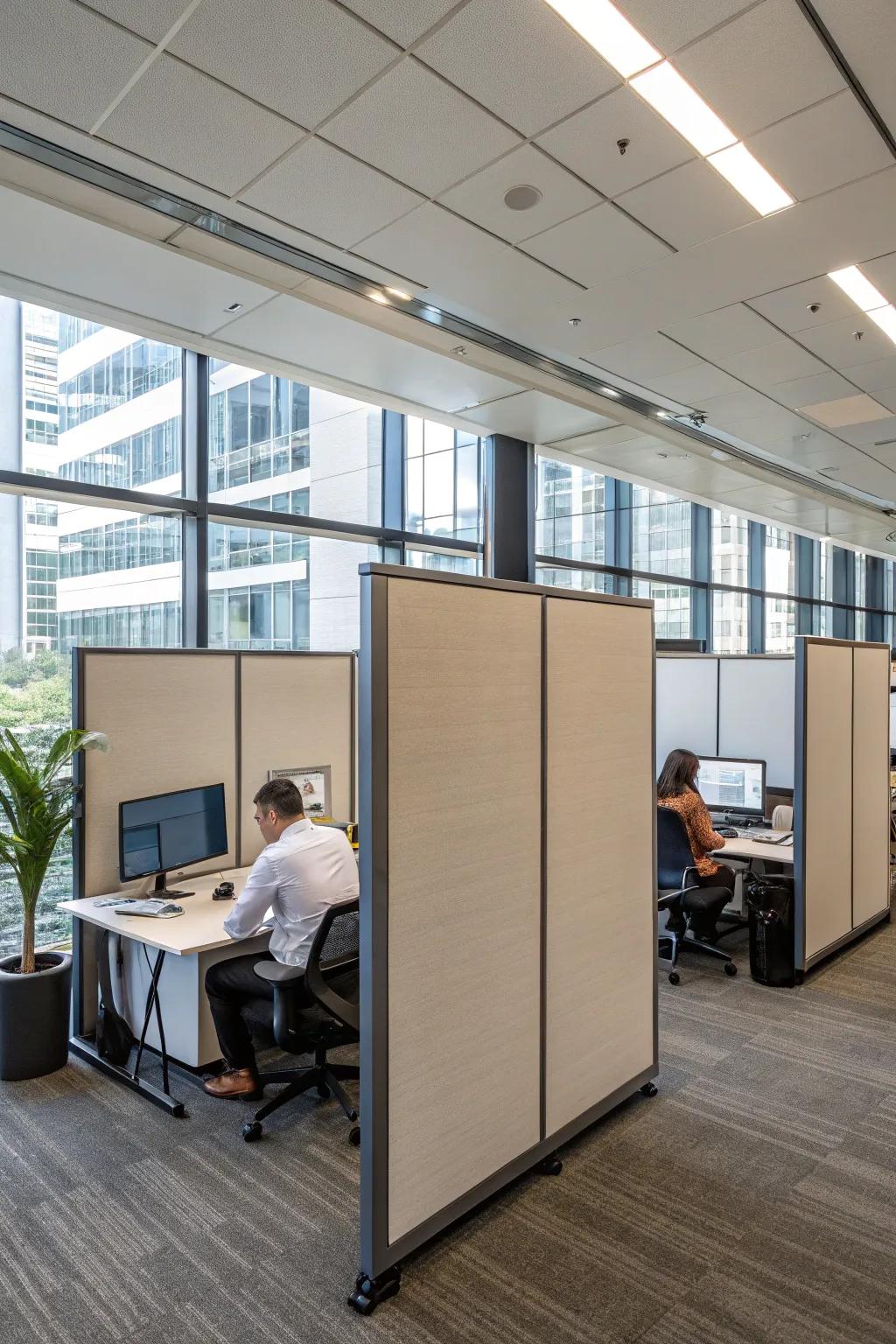 Component boards deliver flexibility in designing fluid office layouts.