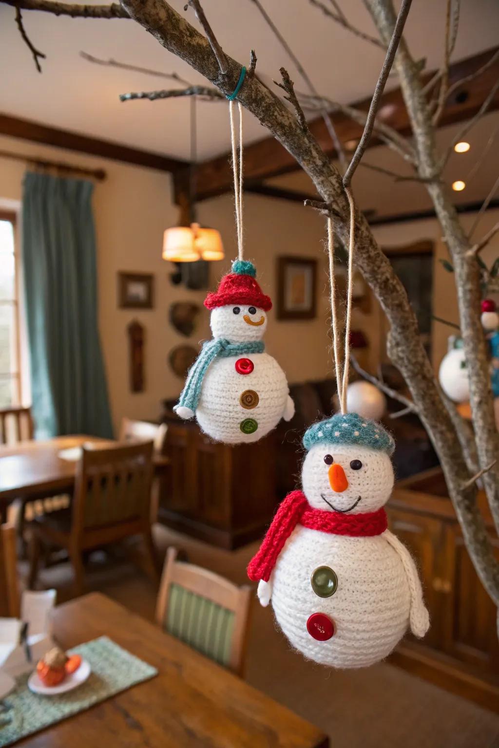 Knitted snowmen add a touch of warmth to your decor.