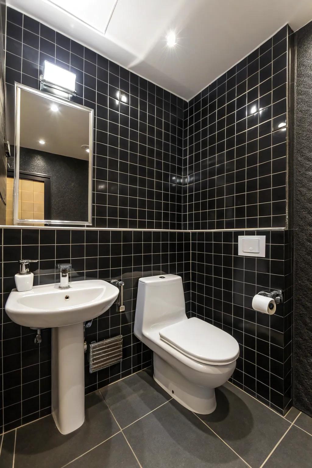 The contrast between dark stone panels and bright elements creates a dynamic bathroom design.