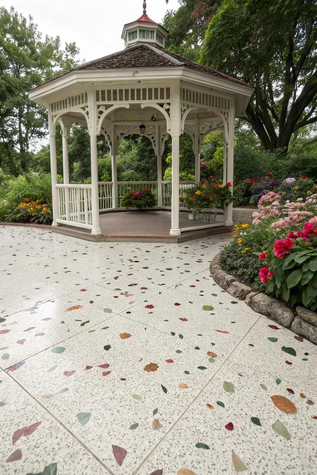 Impart an air of luxury with stylish chips flooring.