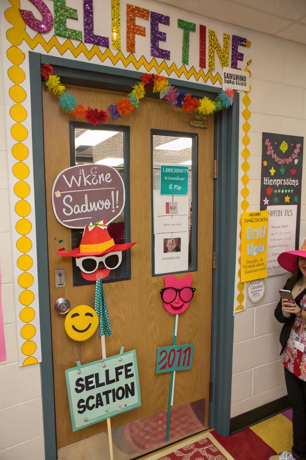 An interactive school door featuring a snapshot corner theme.