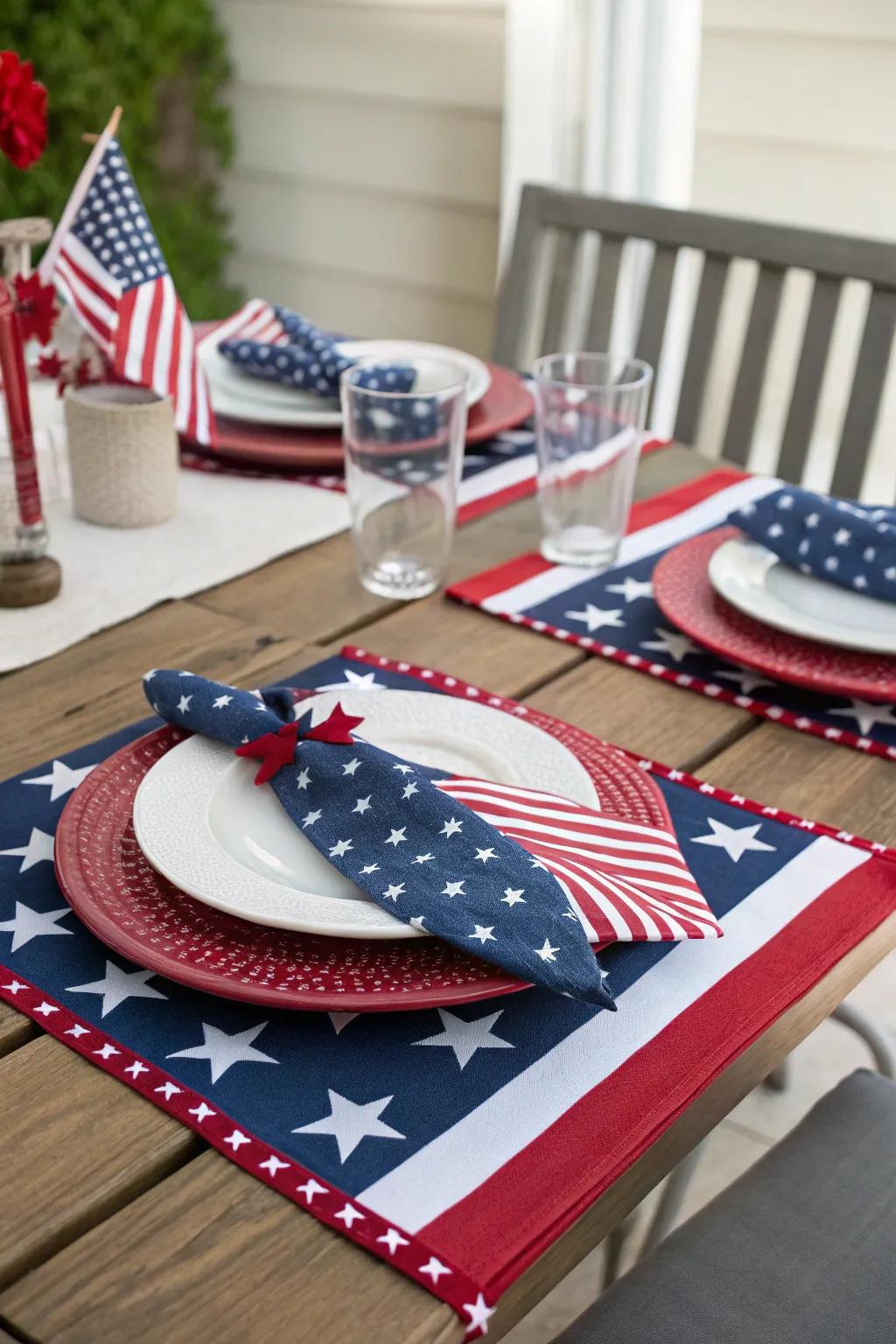 A stellar and striped table path contributes sophistication to your dining arrangement.