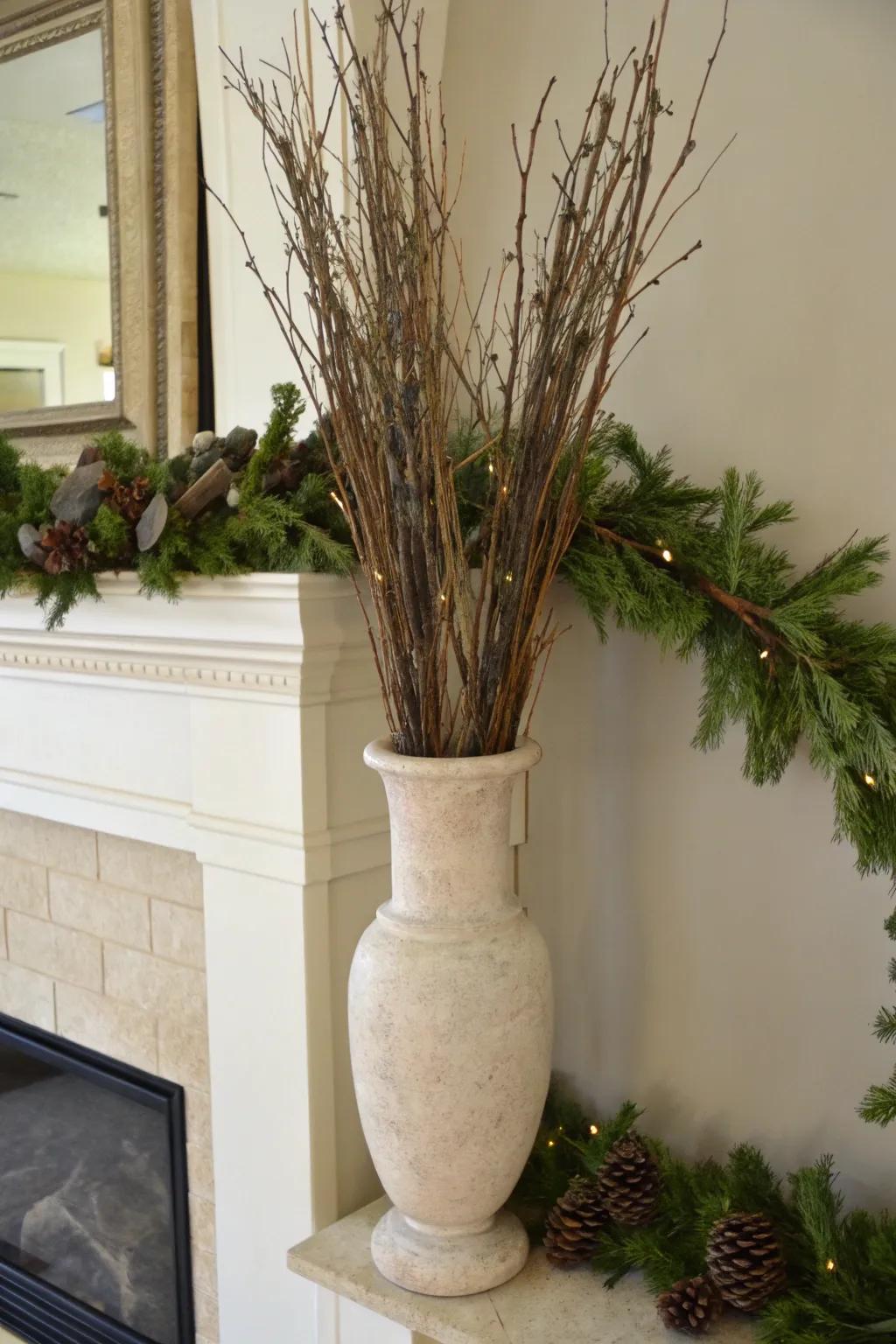 Inherent simplicity: branch collections give your décor a rustic allure.
