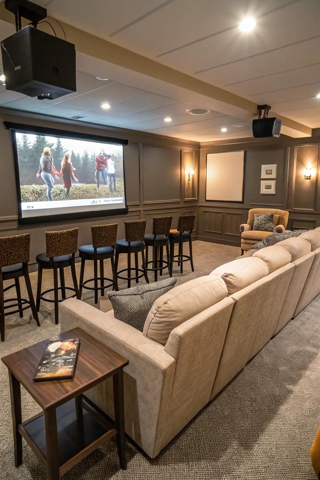 Flexible seating arrangements guarantee comfort during every show.