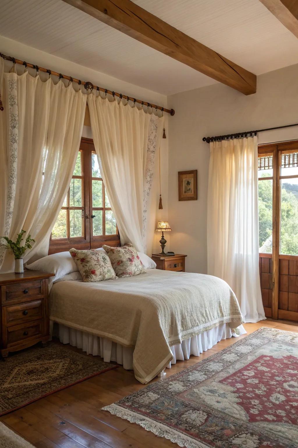 Tool-free brackets offer a classic appearance without wall damage.
