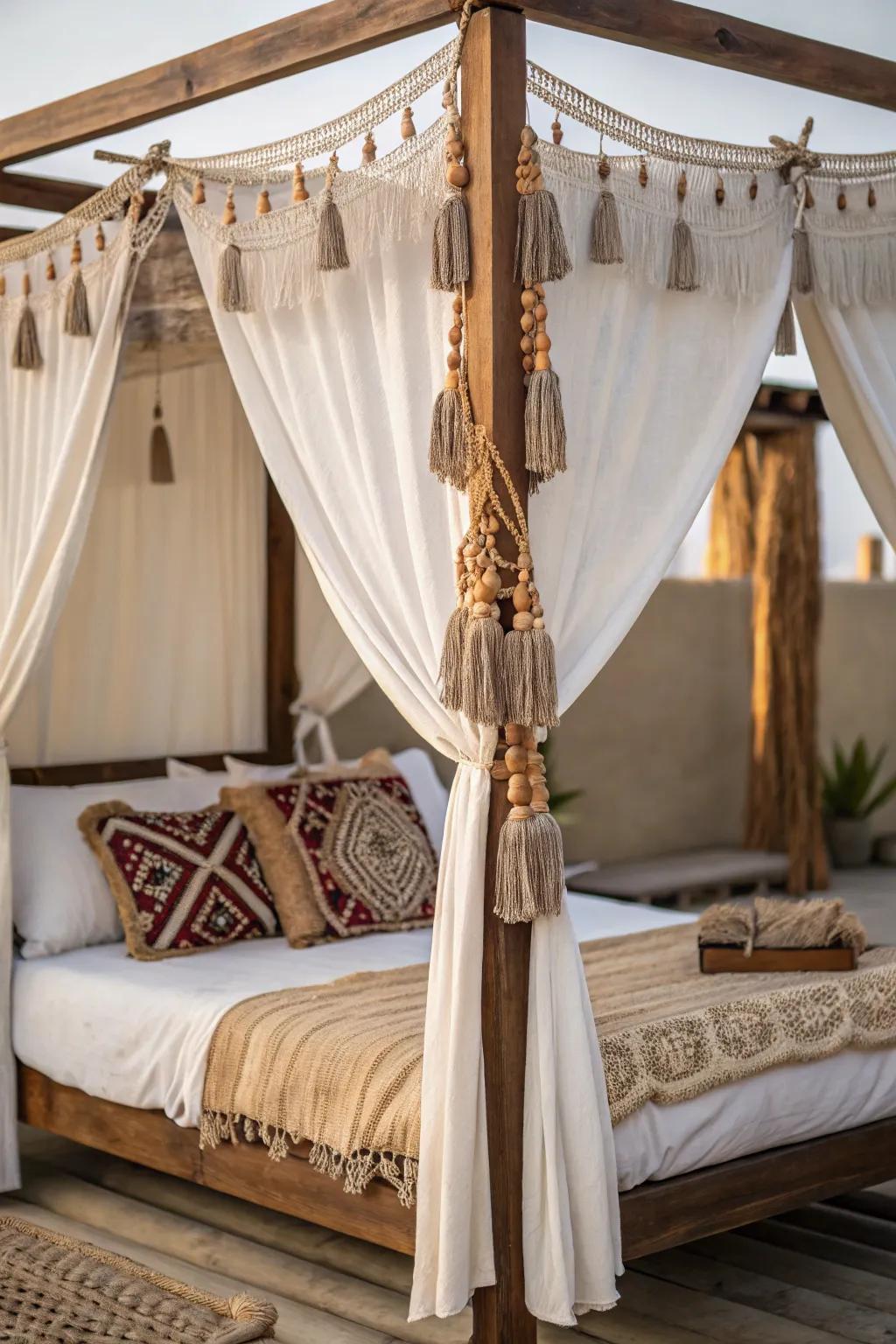 Free-spirited touches generate a relaxed vibe.