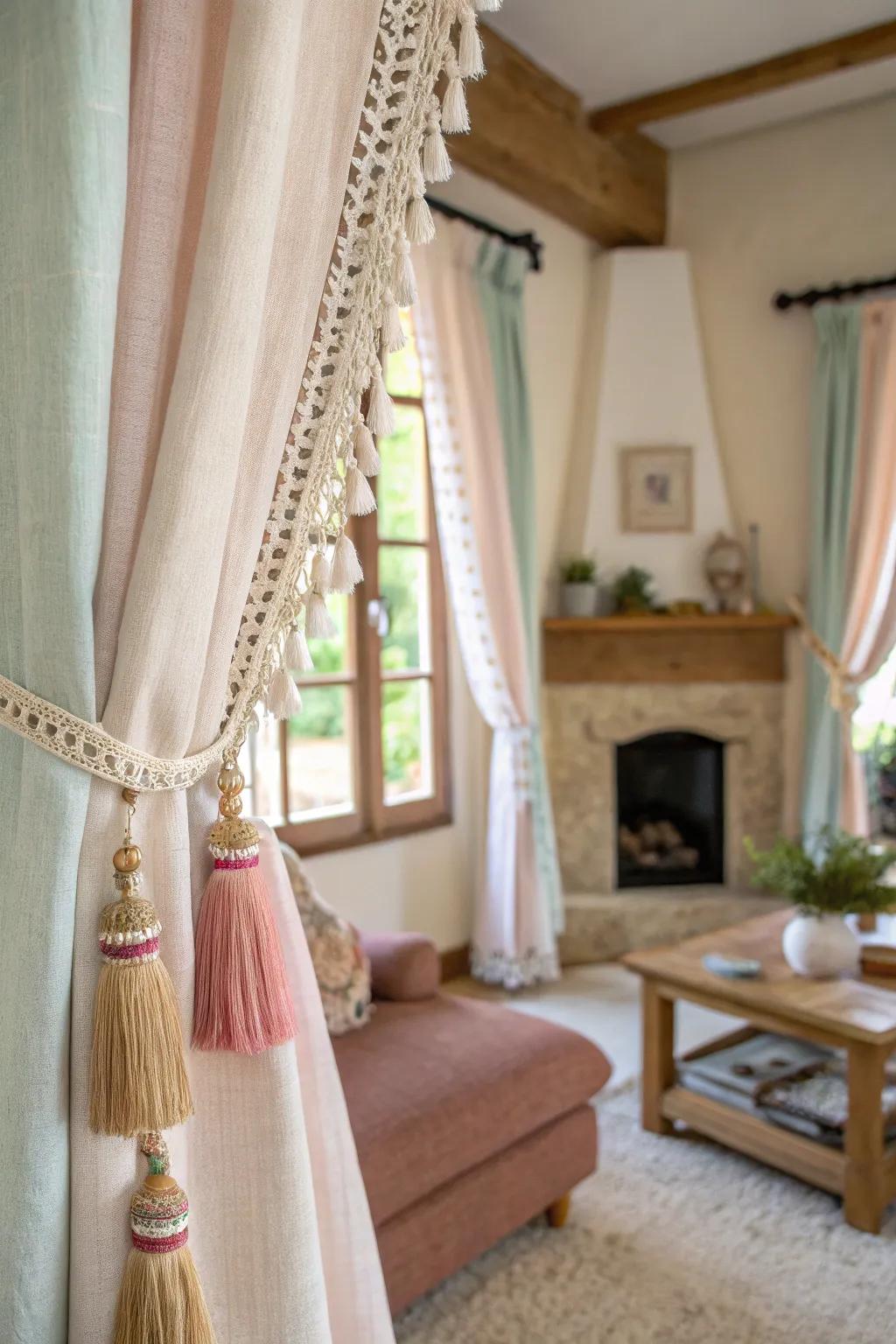 Farmhouse window coverings decorated with fancy tassels in a cozy living room.