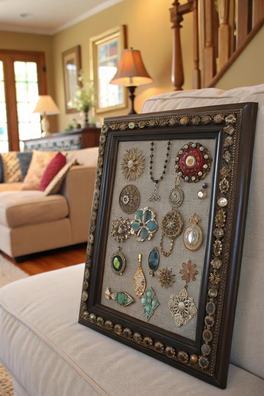 Vintage jewels enhance mosaic frames with class and history.