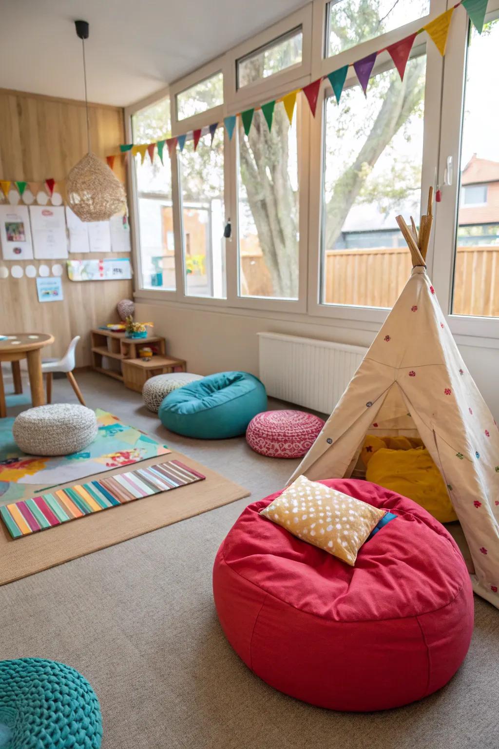 Comfortable corners featuring relaxation cushions designed for relaxation and reading.