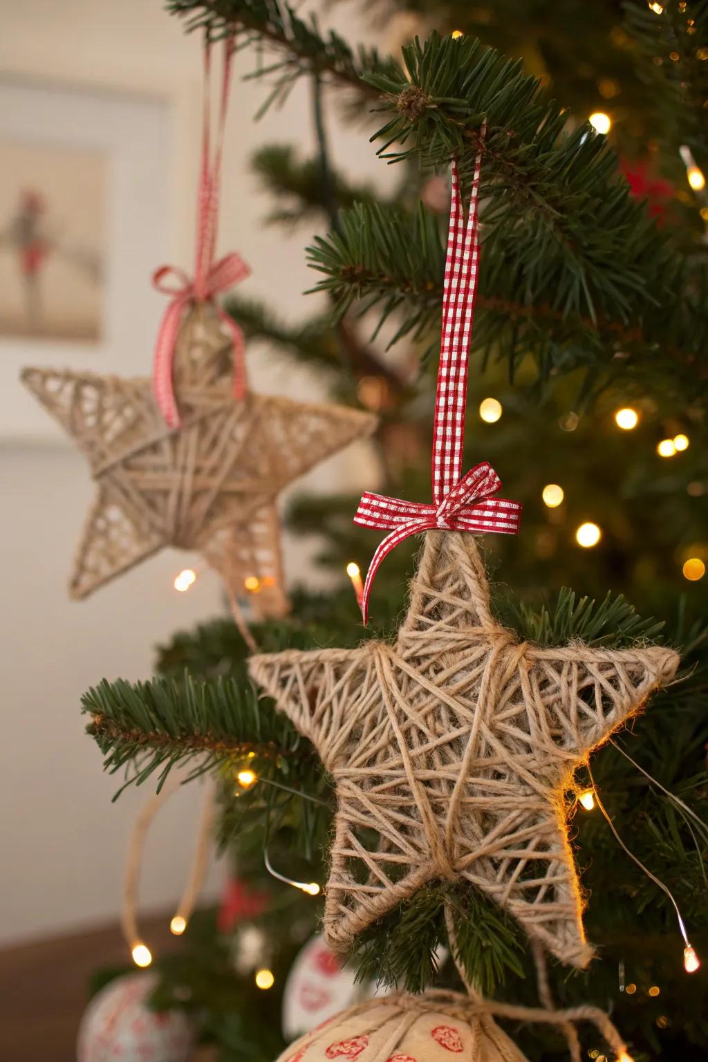 Rustic string-bound star decorations bringing a farmhouse feel to the festive decorations.