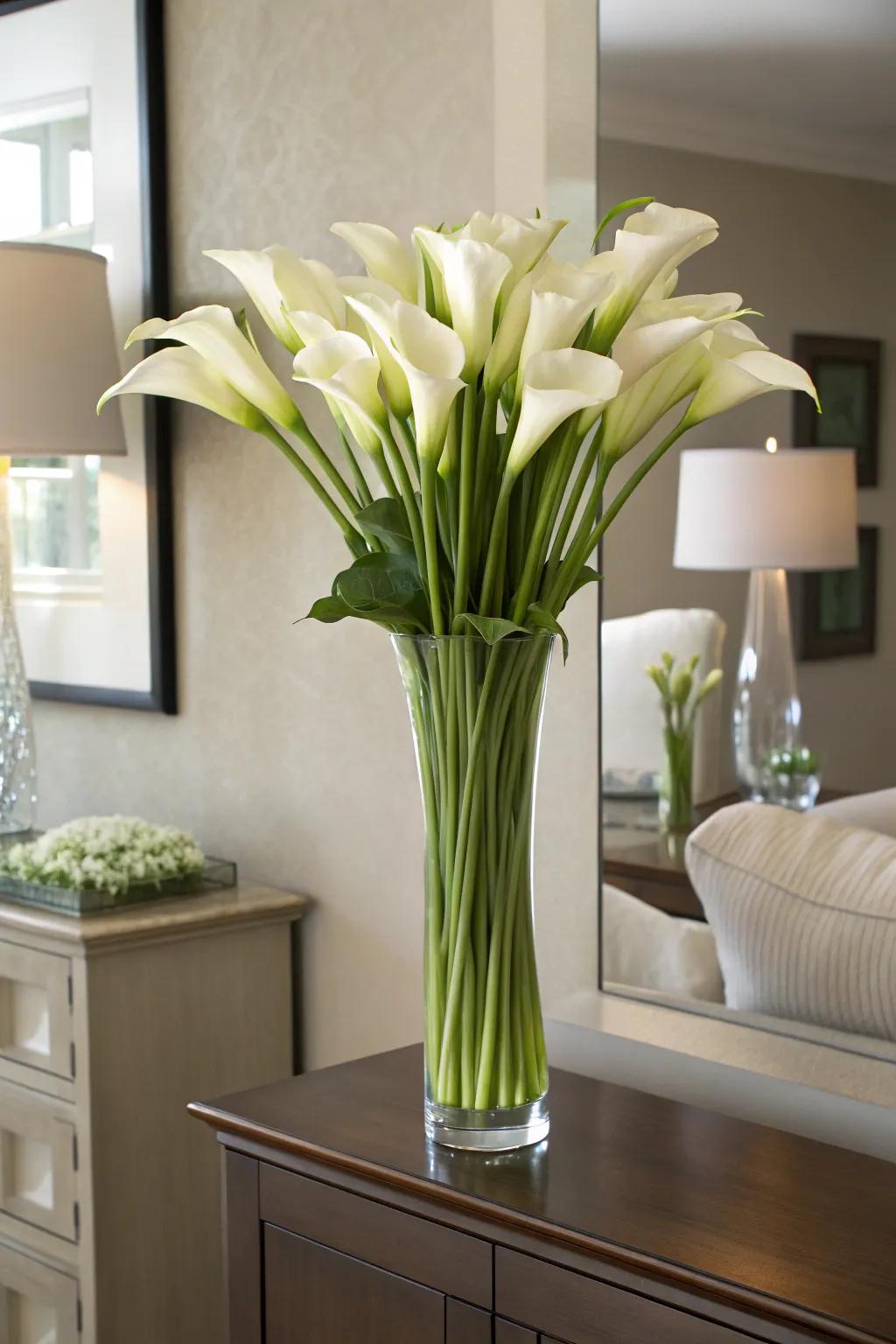 Elegant trumpet bloom bouquet adding sophistication to a dining room.