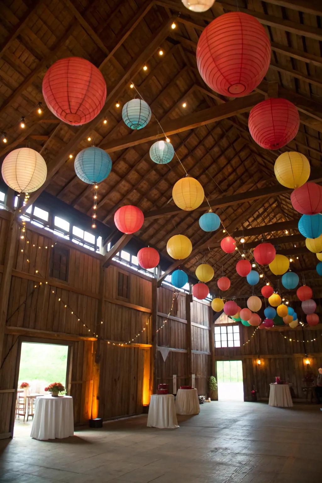 Paper lamps introduce a whimsical element to barn environments.