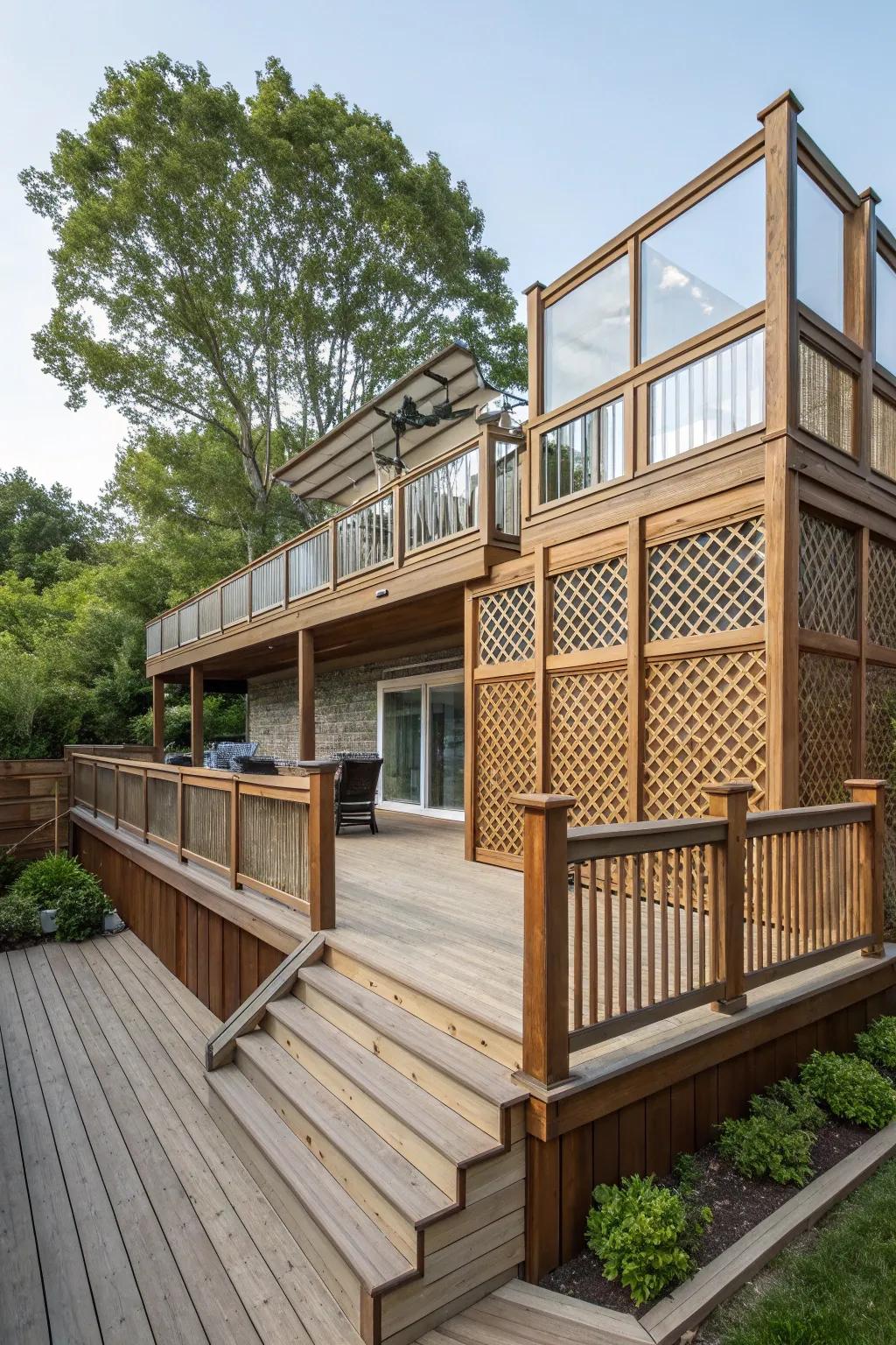 Tiered layout for separate and private deck zones.