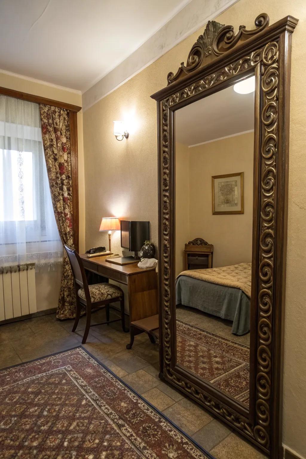 Mirrors increase the feeling of space and light.