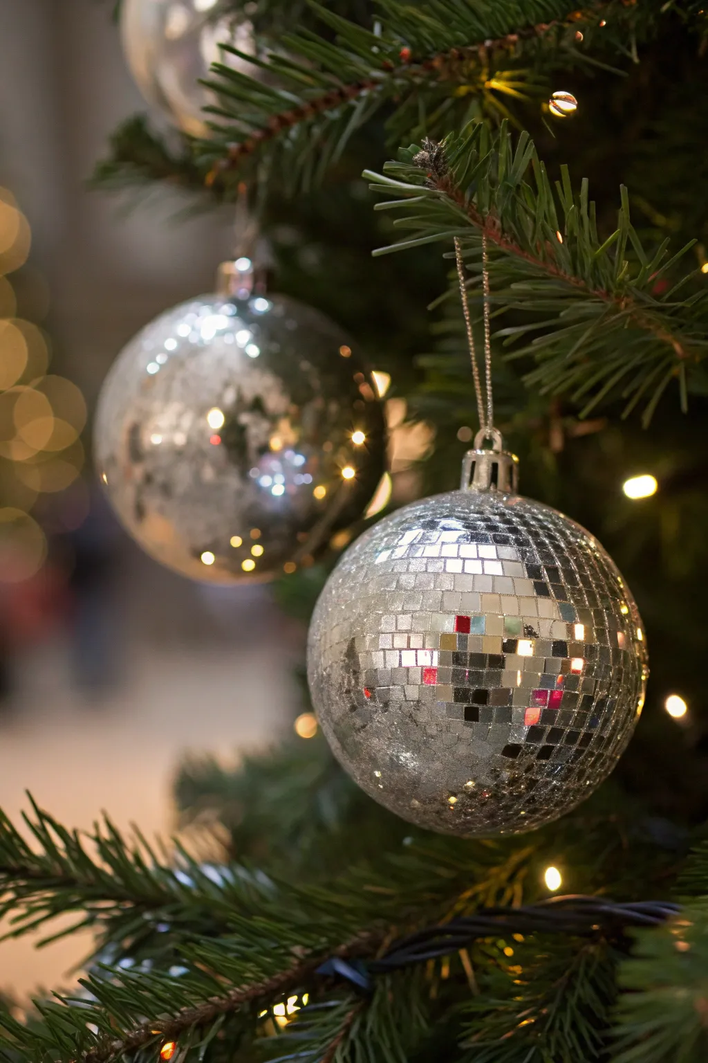 Dreamy White Christmas Tree Designs to Try This Year