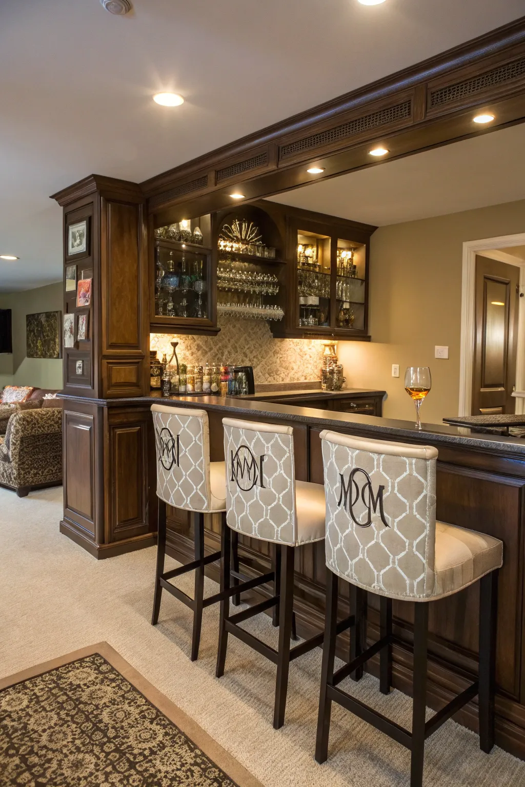 Unique Concepts for Creating a Home Bar